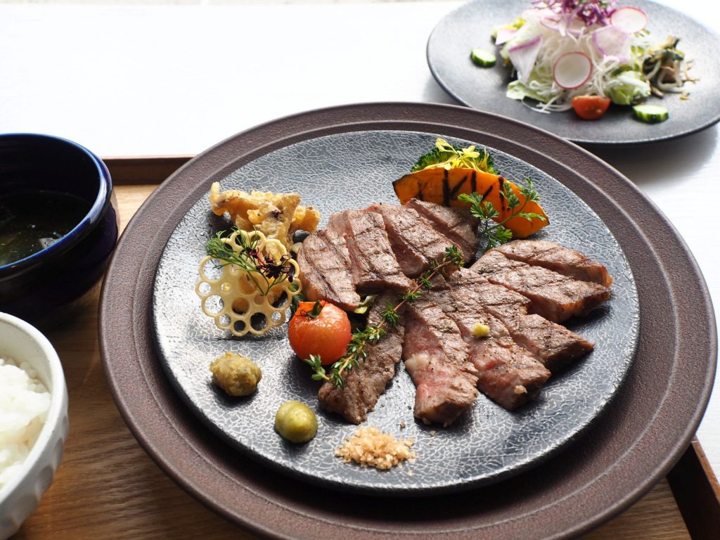 レストラン　料理3